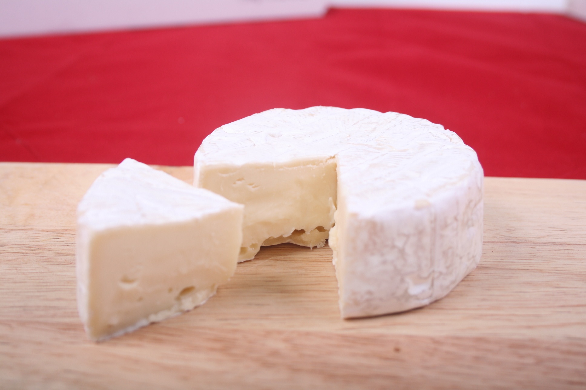 Сыр оказывает положительное влияние на кишечник.